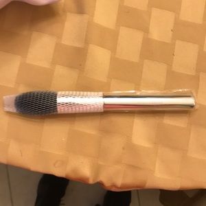Makeup blend tapered face brush